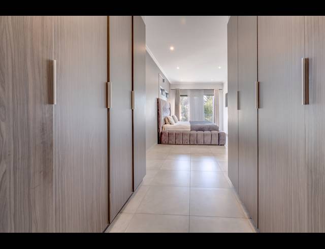 3 BEDROOM CLUSTER FOR SALE IN BRYANSTON